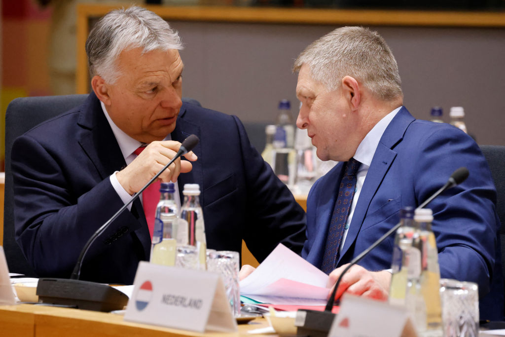 Orbán veta la resolución de Kiev en Bruselas: «€ 22,5 millones ya ha costado a las familias húngaras»